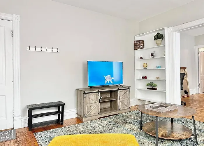 Apartment Oakpk/publictran/2bd/sleep6/wifi/chgo/lndry/garage Oak Park